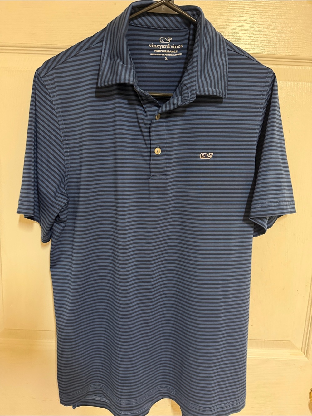 Vineyard Vines Blue & Light Blue Striped Performance Polo